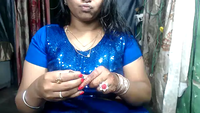 Snapshot of DearKimmi chatting on March 1, 6:11 pm DearKimmi online show from March 1, 6:11 pm