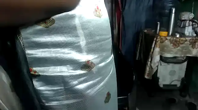 Snapshot of DearKimmi chatting on March 11, 8:42 pm DearKimmi online show from March 11, 8:42 pm