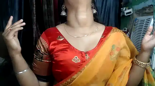 Snapshot of DearKimmi chatting on March 19, 4:36 am DearKimmi online show from March 19, 4:36 am