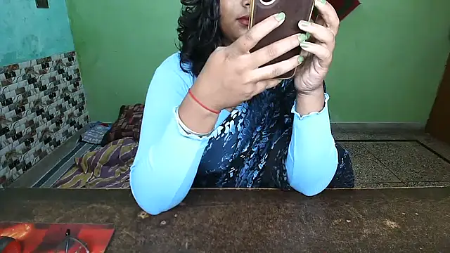 Snapshot of DearKimmi chatting on October 9, 1:25 am DearKimmi online show from October 9, 1:25 am