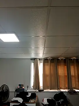 tripping385 online show from April 20, 9:49 pm