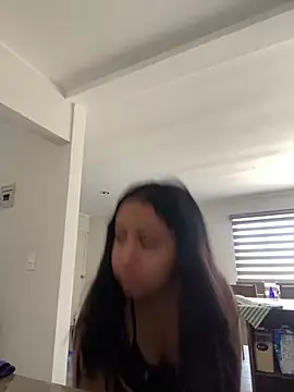 Alaia33200 online show from March 24, 4:01 pm