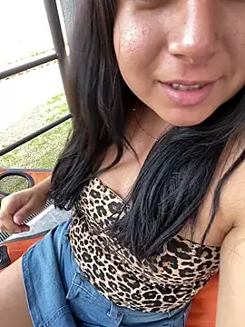 Alaia33200 online show from March 25, 10:27 pm