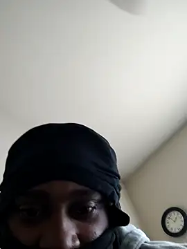 Snapshot of DarkSkinStroker chatting on September 15, 5:57 pm DarkSkinStroker online show from September 15, 5:57 pm