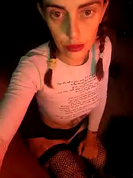 Snapshot of Almendrasexy chatting on October 30, 4:36 am Almendrasexy online show from October 30, 4:36 am