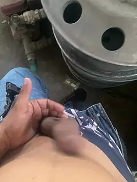 Chico031289 online show from April 24, 11:51 pm