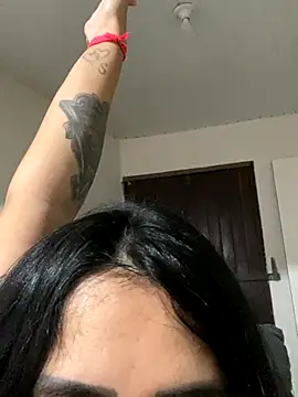 Snapshot of danilyns chatting on September 30, 5:34 am danilyns online show from September 30, 5:34 am