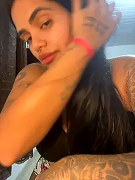 Snapshot of danilyns chatting on October 4, 10:08 pm danilyns online show from October 4, 10:08 pm