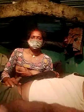 CUTE-004 online show from October 3, 6:05 pm