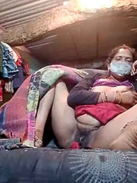 CUTE-004 online show from February 6, 6:44 pm