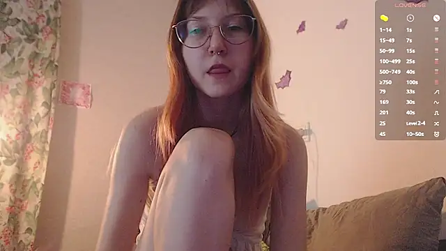 Snapshot of ohmycheryl chatting on November 7, 3:23 pm ohmycheryl online show from November 7, 3:23 pm