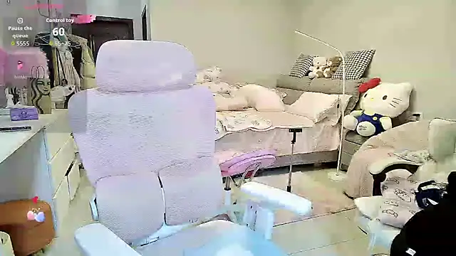 Diva VVN online show from October 10, 11:59 pm