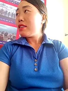 Snapshot of siki-00 chatting on October 12, 1:59 am siki-00 online show from October 12, 1:59 am
