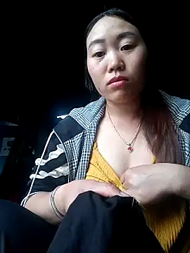 Snapshot of siki-00 chatting on October 14, 2:56 am siki-00 online show from October 14, 2:56 am