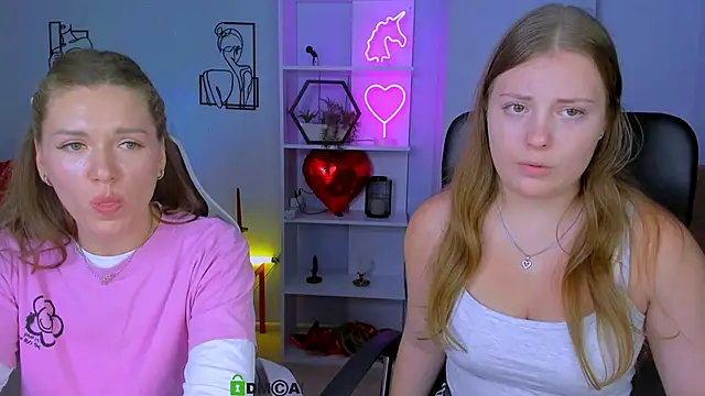 melani bumm online show from October 16, 12:28 pm