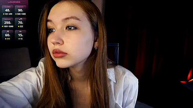 Snapshot of ShariTietge chatting on December 13, 8:14 pm ShariTietge online show from December 13, 8:14 pm