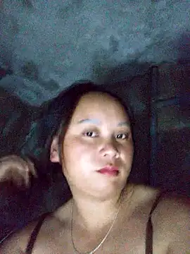 Snapshot of -Kitty-92 chatting on October 2, 10:39 pm -Kitty-92 online show from October 2, 10:39 pm