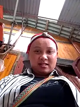 Snapshot of -Kitty-92 chatting on October 27, 5:22 am -Kitty-92 online show from October 27, 5:22 am