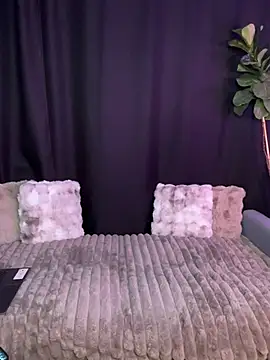 SerynthMeira online show from October 26, 3:51 pm