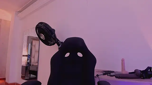 Snapshot of AnnaraLein chatting on October 24, 3:36 am AnnaraLein online show from October 24, 3:36 am