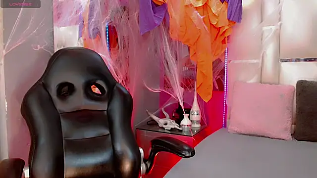 Snapshot of BabyAmatiis_ chatting on October 31, 11:00 am BabyAmatiis online show from October 31, 11:00 am