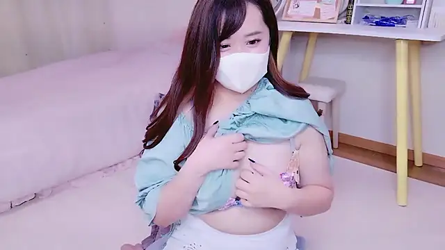 CHIAKI xxo online show from October 29, 8:49 am