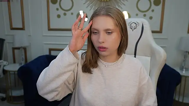 Tiana Princesss online show from October 6, 6:33 am