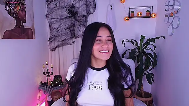 AlisxxnFx online show from October 2, 3:46 am