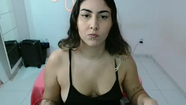 ApenasLys online show from November 8, 1:39 am