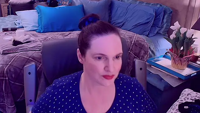Snapshot of ninajaymes chatting on February 8, 1:43 am ninajaymes online show from February 8, 1:43 am