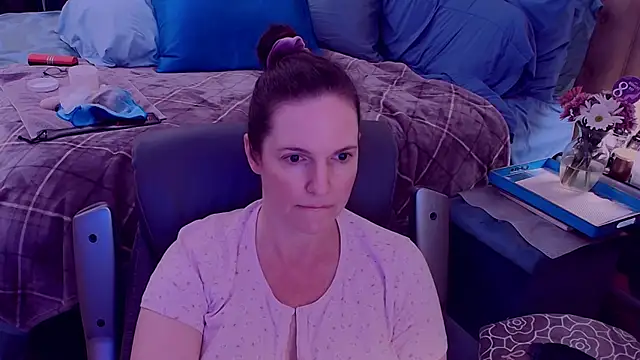 Snapshot of ninajaymes chatting on March 9, 2:18 am ninajaymes online show from March 9, 2:18 am
