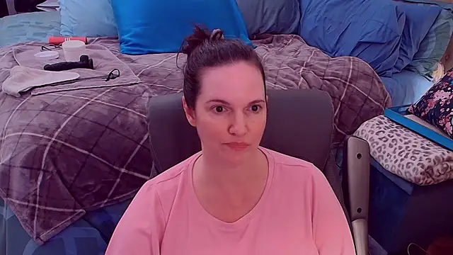 Snapshot of ninajaymes chatting on November 18, 11:15 pm ninajaymes online show from November 18, 11:15 pm