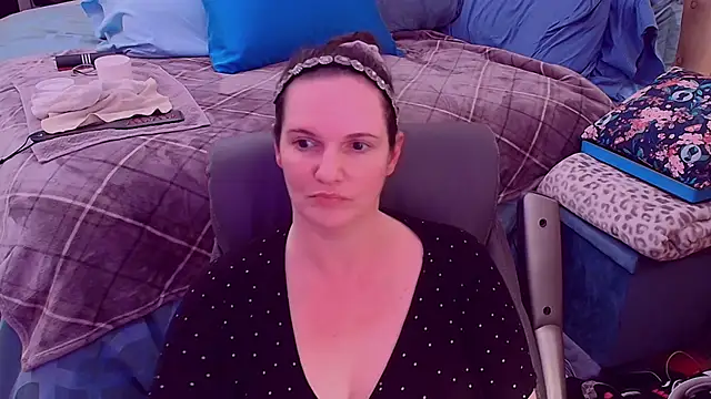 Snapshot of ninajaymes chatting on December 13, 11:54 pm ninajaymes online show from December 13, 11:54 pm