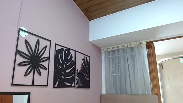 amara rousse1 online show from December 18, 12:55 pm