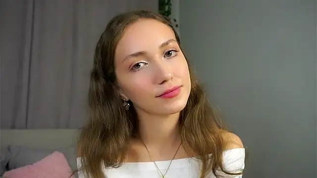 Snapshot of ZeniaBolich chatting on September 11, 8:31 pm ZeniaBolich online show from September 11, 8:31 pm