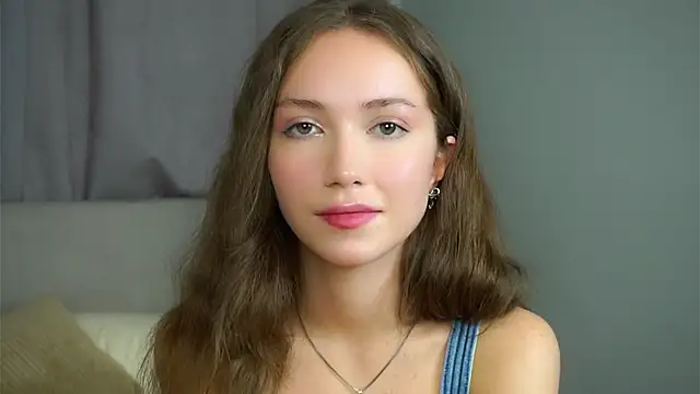 Snapshot of ZeniaBolich chatting on September 13, 9:47 pm ZeniaBolich online show from September 13, 9:47 pm