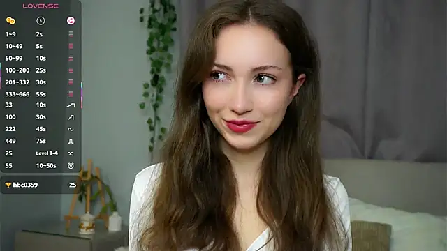 Snapshot of ZeniaBolich chatting on October 6, 9:45 pm ZeniaBolich online show from October 6, 9:45 pm