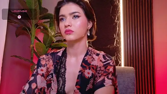 La Diabla 111  online show from October 8, 12:03 pm