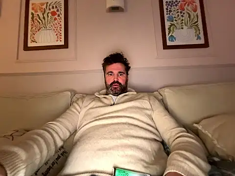 CyprioteWhitefly online show from January 16, 10:36 pm