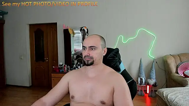 Snapshot of Gri_SH chatting on February 7, 10:19 am Gri SH online show from February 7, 10:19 am