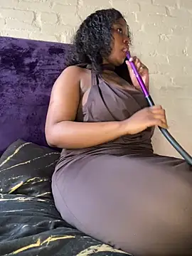 QUEEN NOBUHLE 777 online show from September 20, 1:34 pm