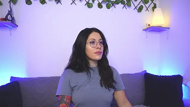 SophiieCumsx online show from January 17, 4:50 am