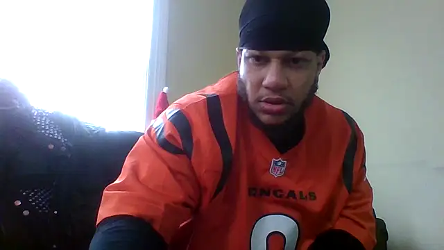 Snapshot of Sexdemonfrfr chatting on November 9, 5:11 pm Sexdemonfrfr online show from November 9, 5:11 pm