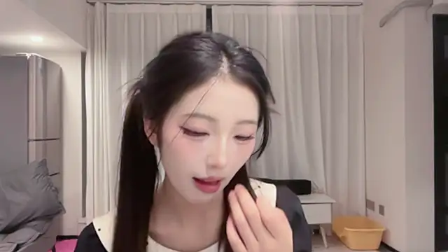 ZhaoZhao-ZM online show from October 2, 2:24 pm