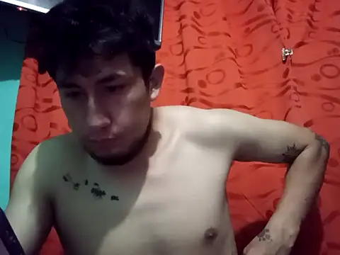 True Di online show from October 18, 1:52 am