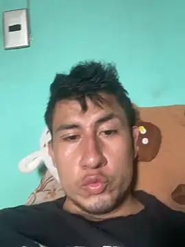 True Di online show from March 3, 10:04 pm