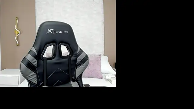 alanapark07 online show from September 16, 12:17 pm