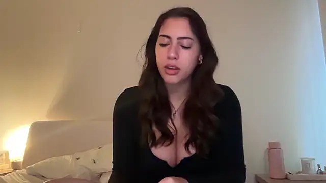 Snapshot of sieeena chatting on April 22, 10:11 pm sieeena online show from April 22, 10:11 pm