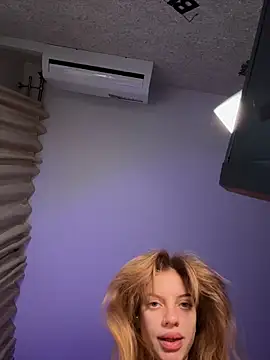 mari  papi online show from February 6, 1:47 pm