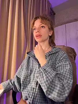 mari  papi online show from March 19, 2:54 pm